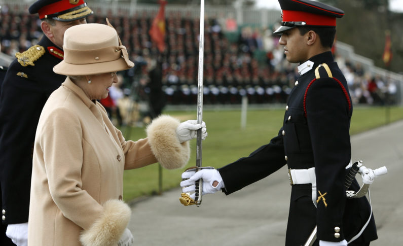 Can Queen Elizabeth Legally Kill Donald Trump? Monarch May Be Above The Law In UK Courts